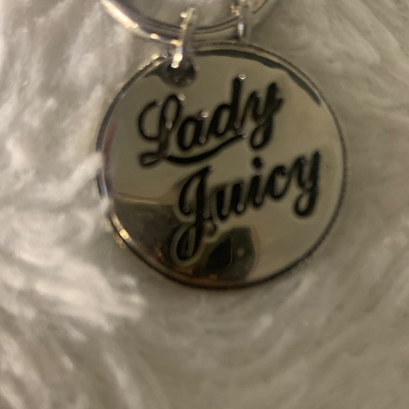 Fashion jewelry Juicy Couture Silver Heart Charm bracelet - Picture 4 of 7